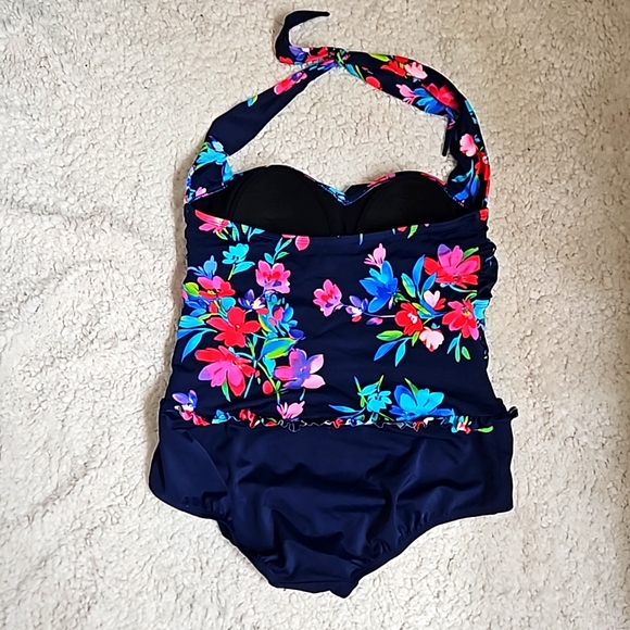 Suddenly Slim by Catalina one-piece swimsuit Floral Halter Style Size 1X - Picture 3 of 6